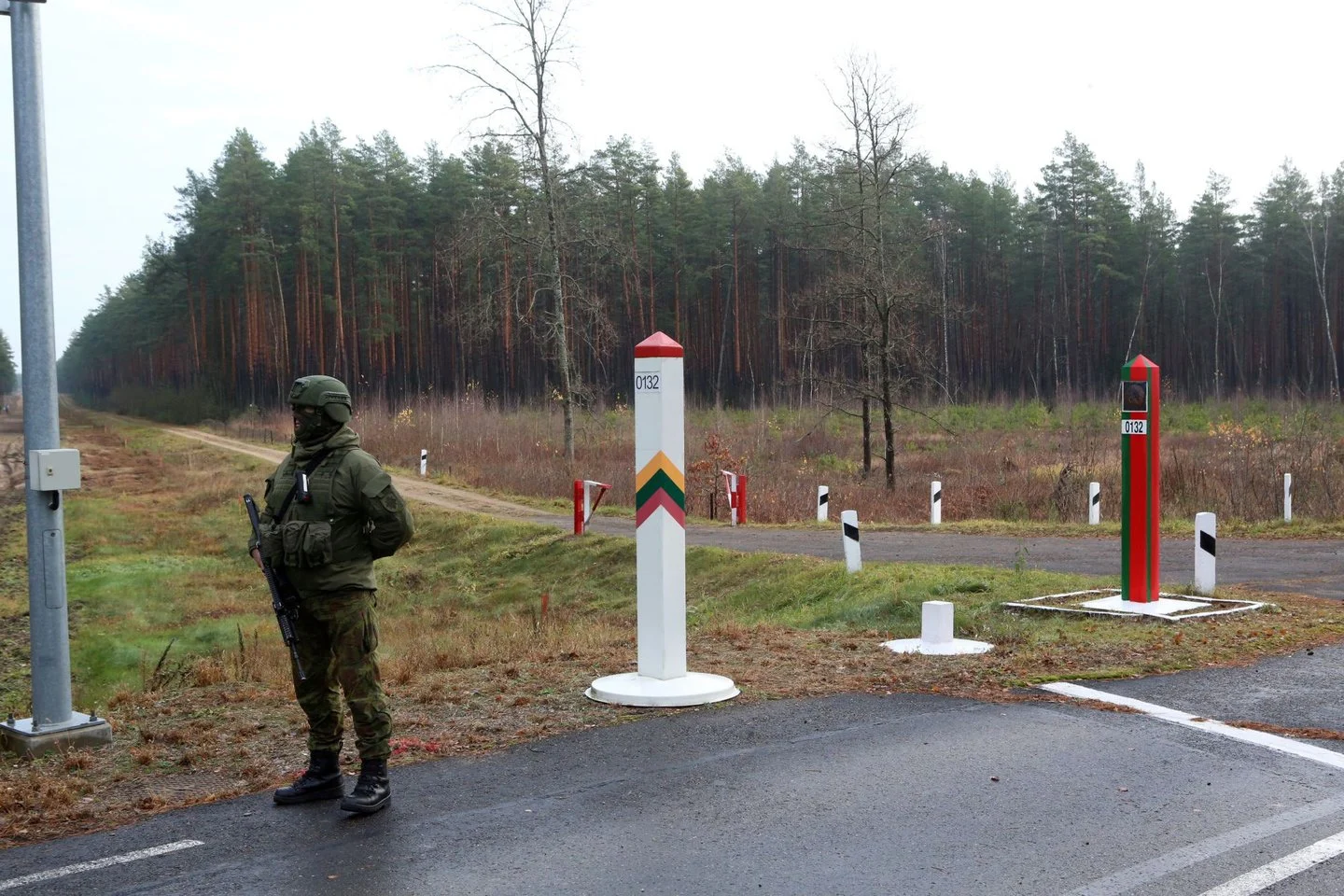 Lithuania looks to close two more checkpoints on Belarus border