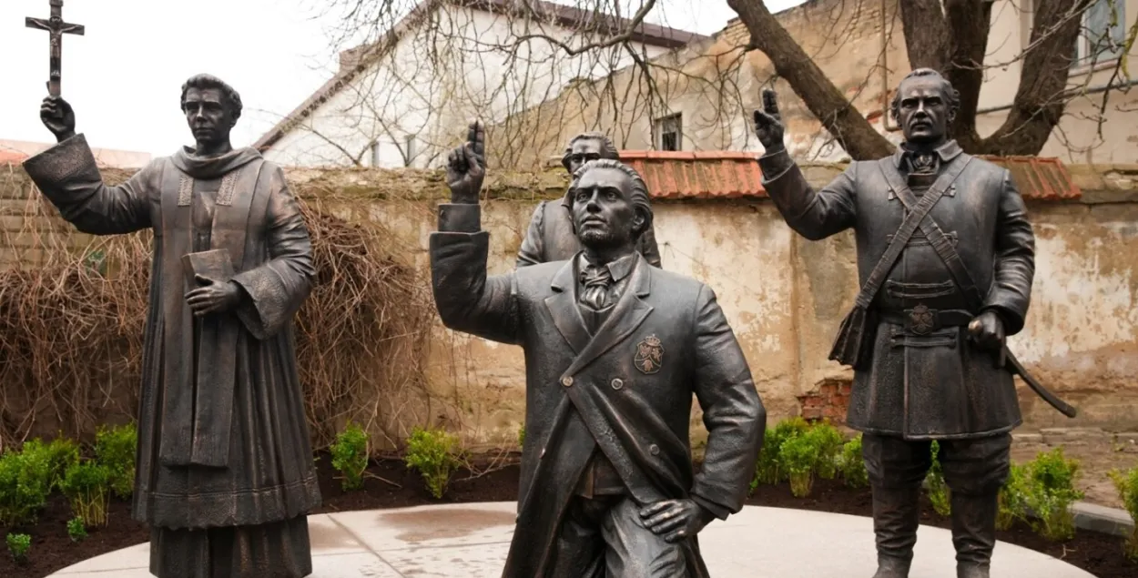 The monument to Kalinouski rebels unveiled in Vilnius